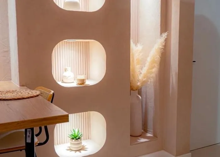 Sauna King Size Bed & Equipped Kitchen Appartement *